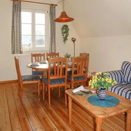 Drei Rosen 4 * Binz